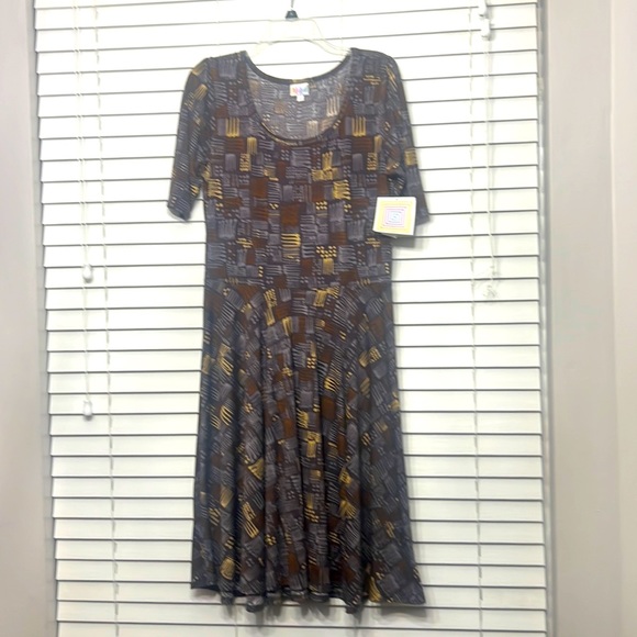NWT LuLaRoe, Nicole style dress in gray, brown, beige. In XL size. - Picture 2 of 11
